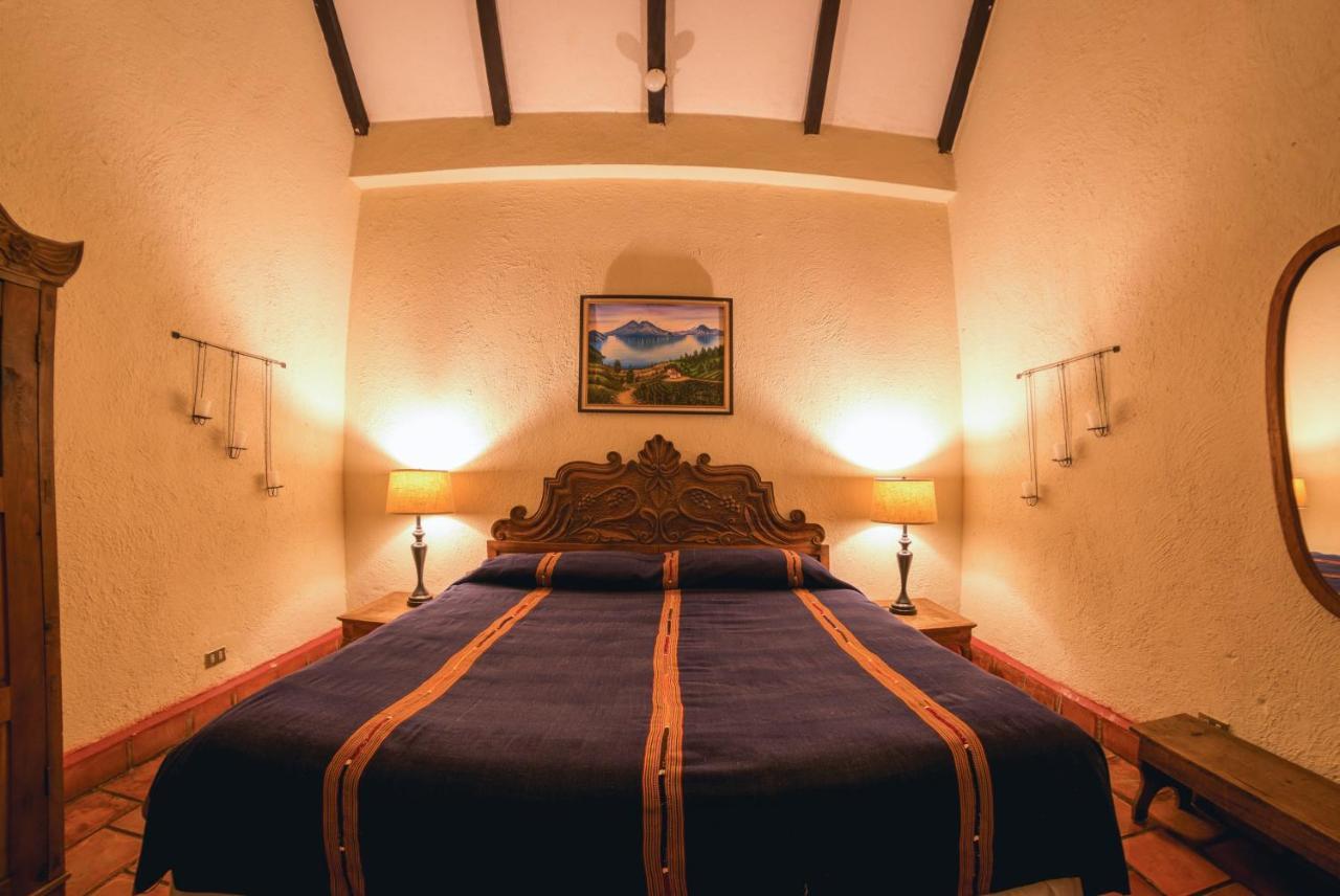 Hotel Toliman San Lucas Tolimán Exteriör bild